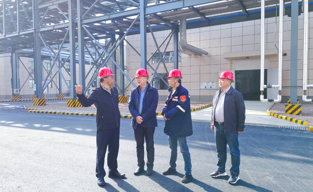宜昌市国资委党委书记、主任黄智华到宜化降解新材料公司开展党支部联系点工作