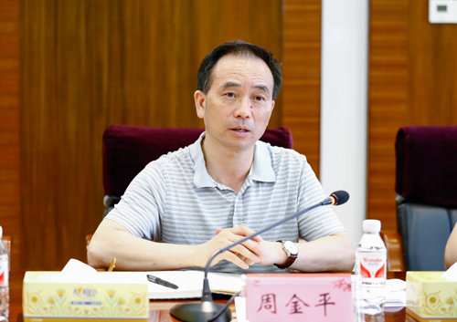 中质协质量保证中心项目组应邀对集团总部开展管理诊断审核(图3)