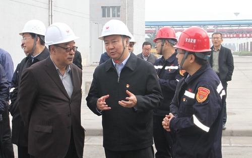 乌海市委书记史万钧到内蒙宜化调研指导主题教育工作(图1)