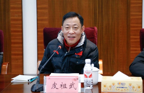 宜昌市总工会走访慰问集团困难职工(图3)
