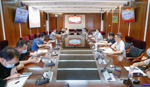 集团综合管理党支部与实训基地党支部联合开展主题党日活动(图1)