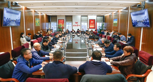 集团行政例会强调：胸怀全局干在实处 奋力实现更大胜利(图1)