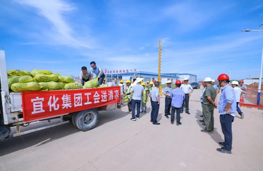 王大真看望慰问田家河项目建设一线干部职工(图1)