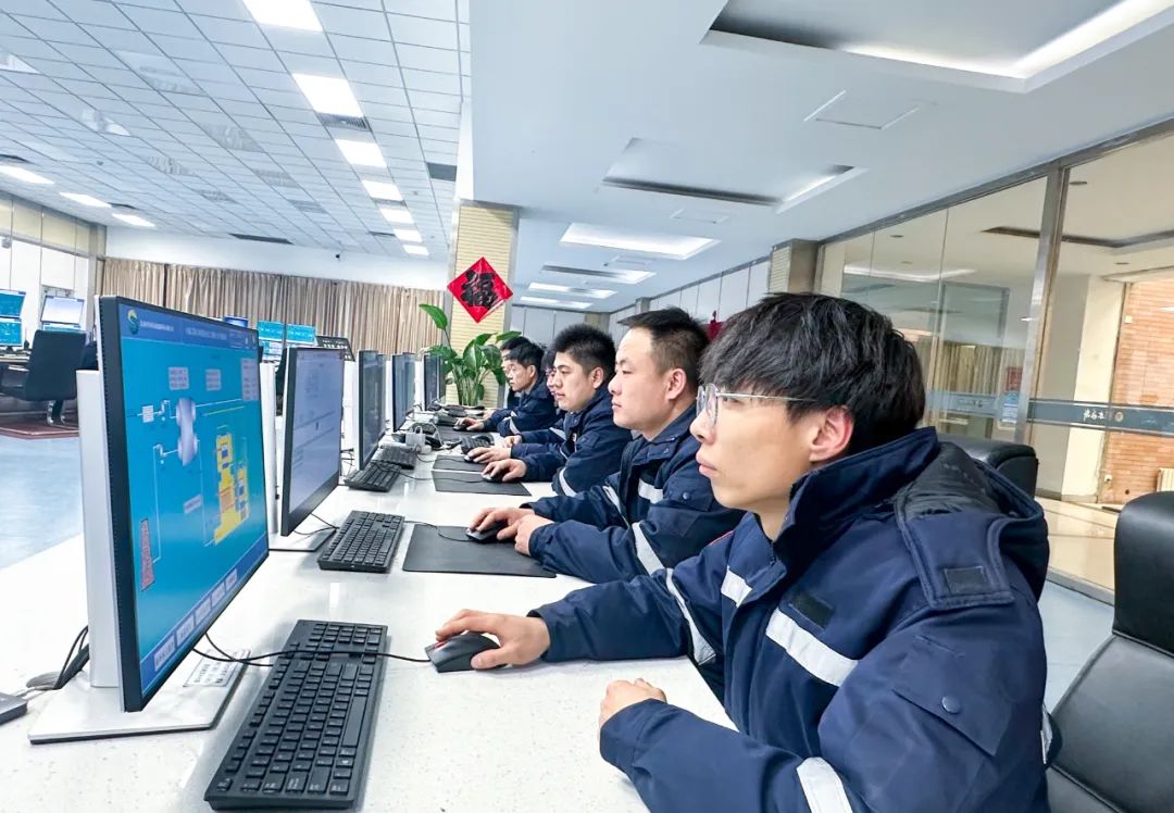 【先进班组】联化公司合成氨分厂工艺二班：扎实抓牢岗位安全生产(图2)