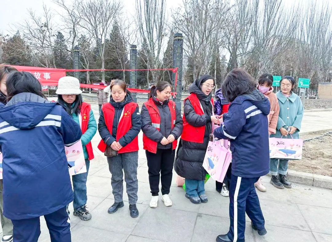 内蒙宜化：三月春风暖人心，学习雷锋志愿行(图7)