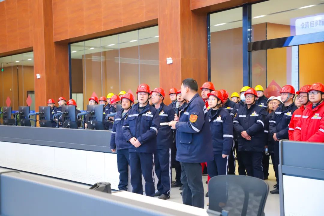 凝聚奋进力量，股份公司干部职工参观田家河新项目(图5)
