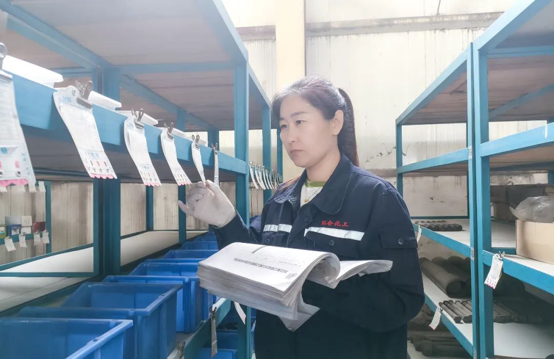 【宜化榜样】联化公司阿荣：敬业释初心，用心做好仓储管理(图4)