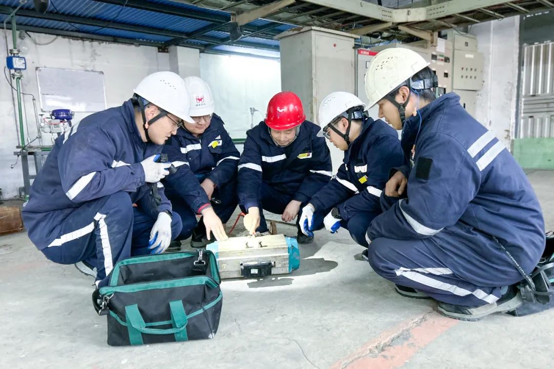 喜讯！股份公司PVC电仪维护班、消防班荣获此项荣誉(图2)