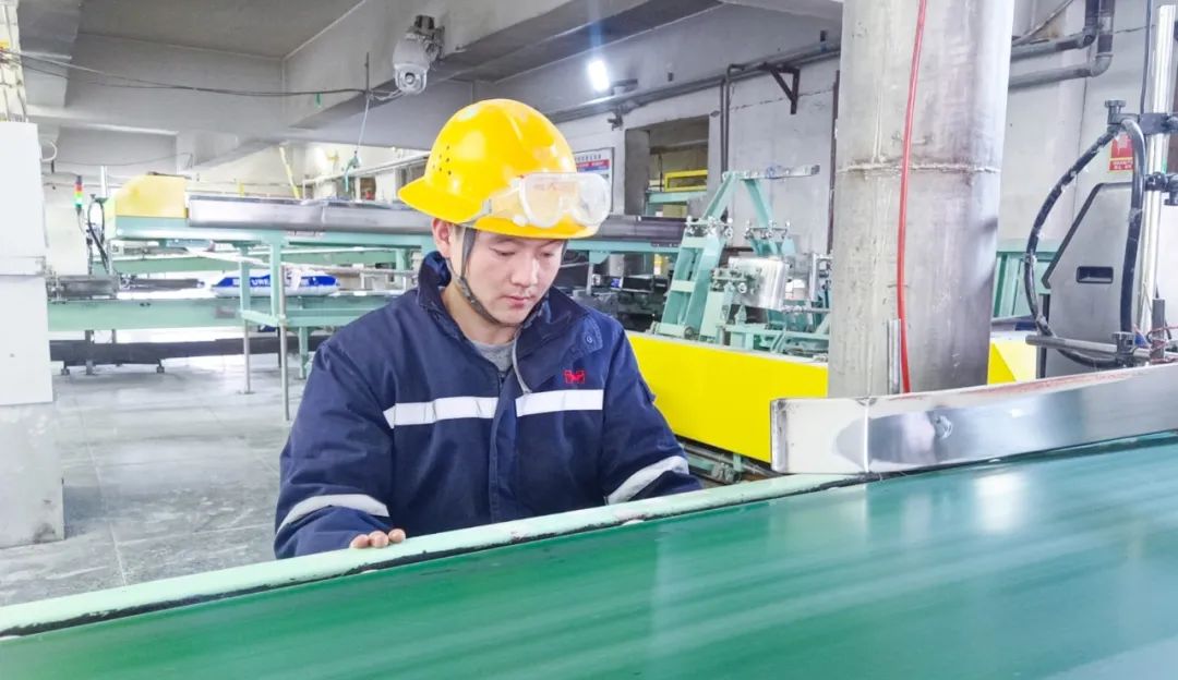 【宜化榜样】新疆天运陈宝斌：善于钻研敢担当，凝聚力量勇拼搏(图5)