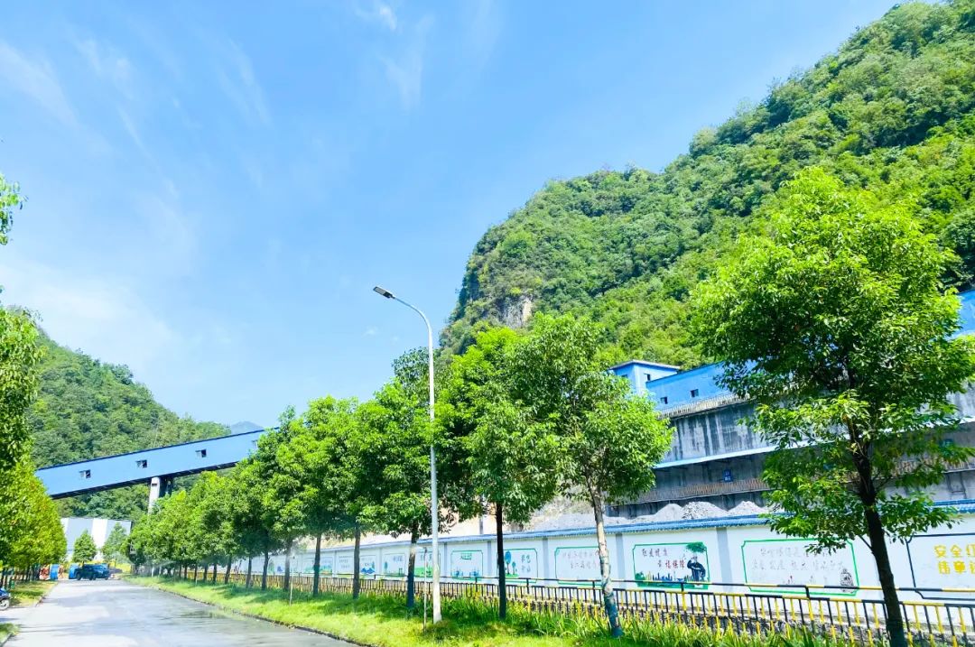 宜化矿业:推行定责管理,筑牢安全防线(图6) 宜化矿业:推行定责管理,筑牢安全防线(图6)
