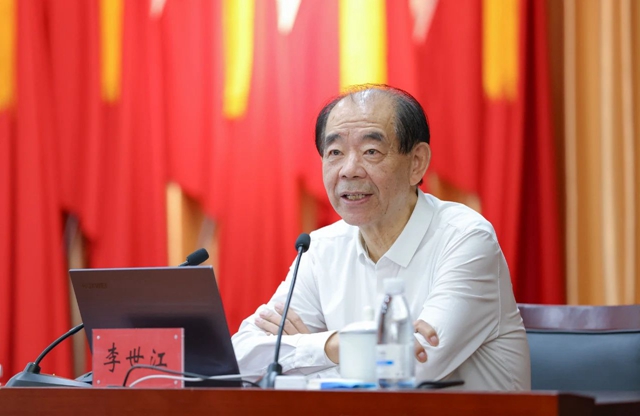 多氟多公司董事长李世江在“宜化大讲堂” 作专题辅导(图2)