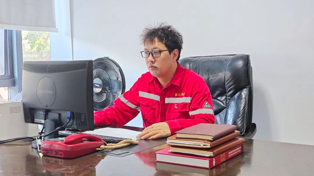 【风采】重庆南仪陶强：扎根一线勇担当 躬耕细作润年华(图2)