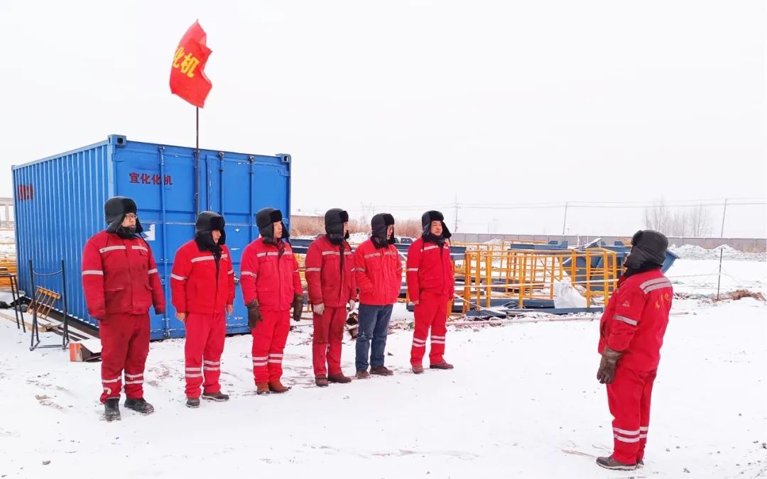 迎寒风战冰雪,化机公司鏖战绿色甲醇项目建设一线(图2) 图片