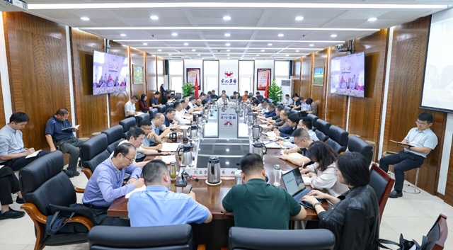 宜化集团召开工作调度会暨收心会(图1) 宜化集团召开工作调度会暨收心会(图1)