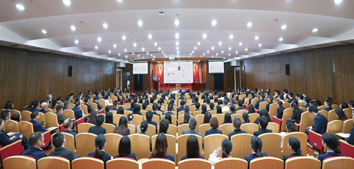 宜化集团党委理论学习中心组围绕学习贯彻习近平生态文明思想举行集体(扩大)学习(图1) 宜化集团党委理论学习中心组围绕学习贯彻习近平生态文明思想举行集体(扩大)学习(图1)