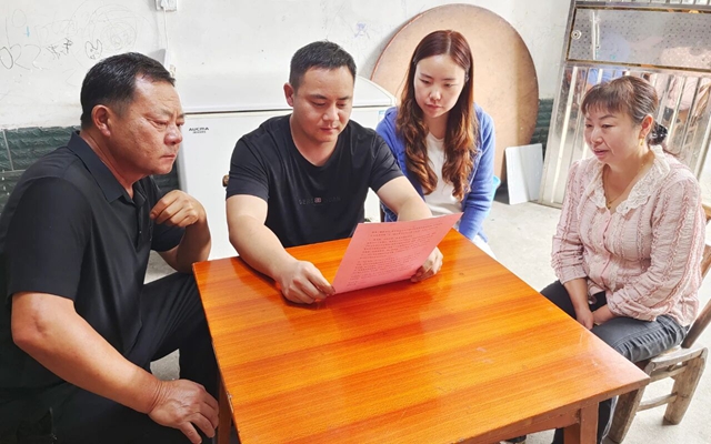 一封家书载安全!宜化矿业加强家企联动共护职工平安(图1) 一封家书载安全!宜化矿业加强家企联动共护职工平安(图1)