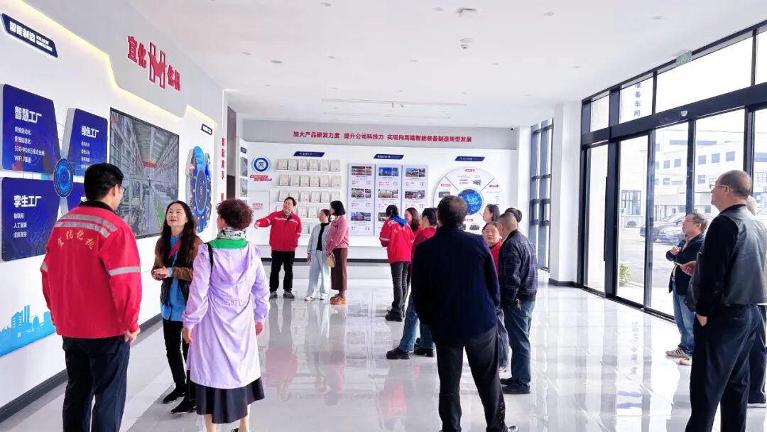 同心话温暖 携手共赴新征程,宜化化机开展重阳节敬老主题活动(图4) 同心话温暖 携手共赴新征程,宜化化机开展重阳节敬老主题活动(图4)