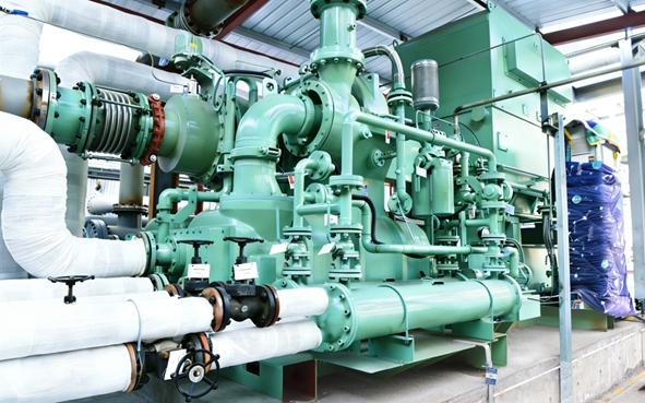 新疆宜化离心式氮压机正式投运(图1)