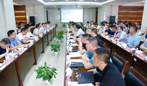 携手同行 共筑未来——宜化集团召开磷酸二铵大客户座谈会