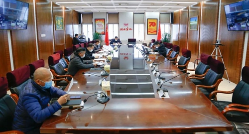 集团召开挖潜增效项目评审及技术专家评聘会议