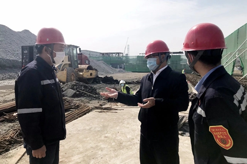 王大真到股份公司现场检查工作并出席氯碱销售5月价格计划会