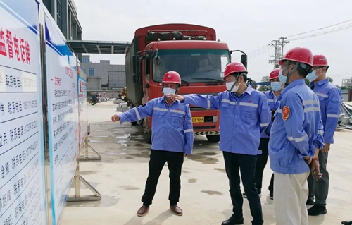 吴正新到TMP、TPO项目及松滋肥业新项目现场检查指导工作