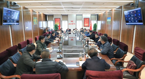 王大真：抓住机会保持定力顽强工作，为打好宜化翻身仗作出营销贡献