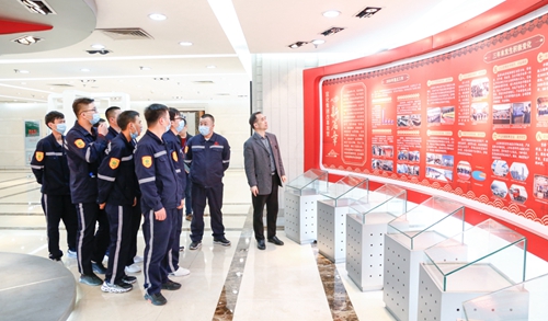 新疆宜化组织开展优秀班长“三个一”活动