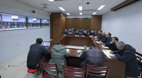集团召开生产调度会