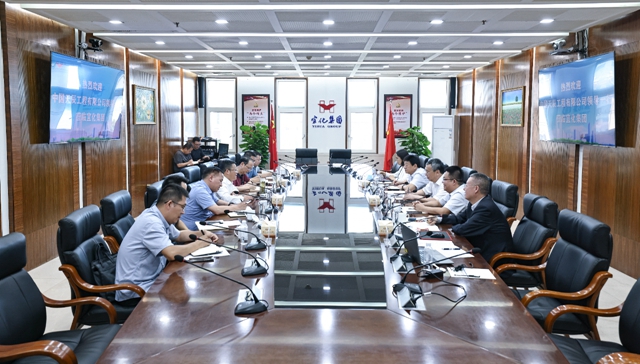 中国天辰董事长焦在月、总经理梁军湘一行到访宜化集团
